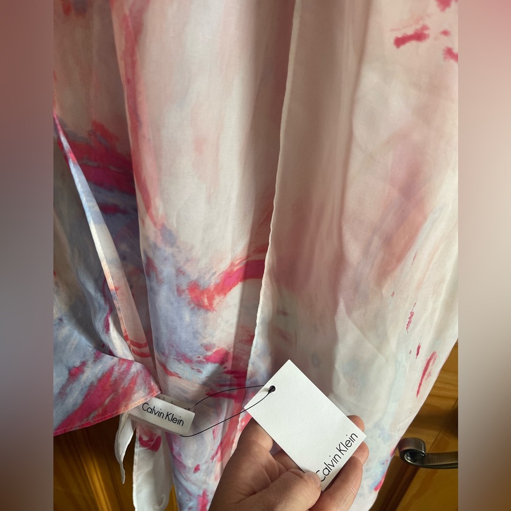Calvin Klein Brand New Floral Scarf